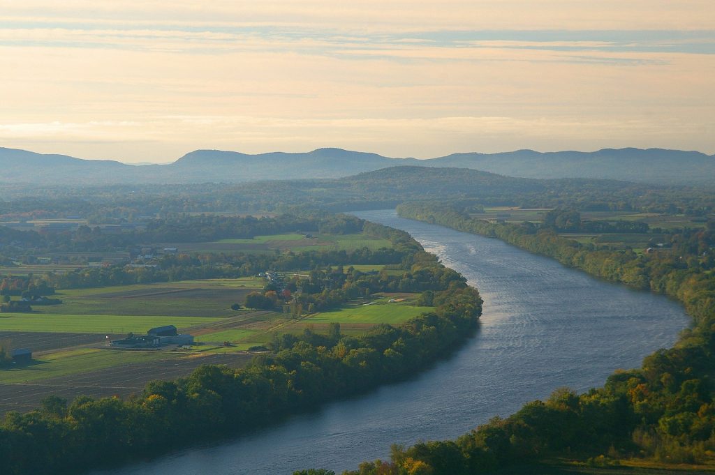 connecticut river valley, connecticut, cigar wrappers, cigar growth